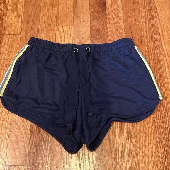 Z Supply Women’s Shorts Size Extra Small